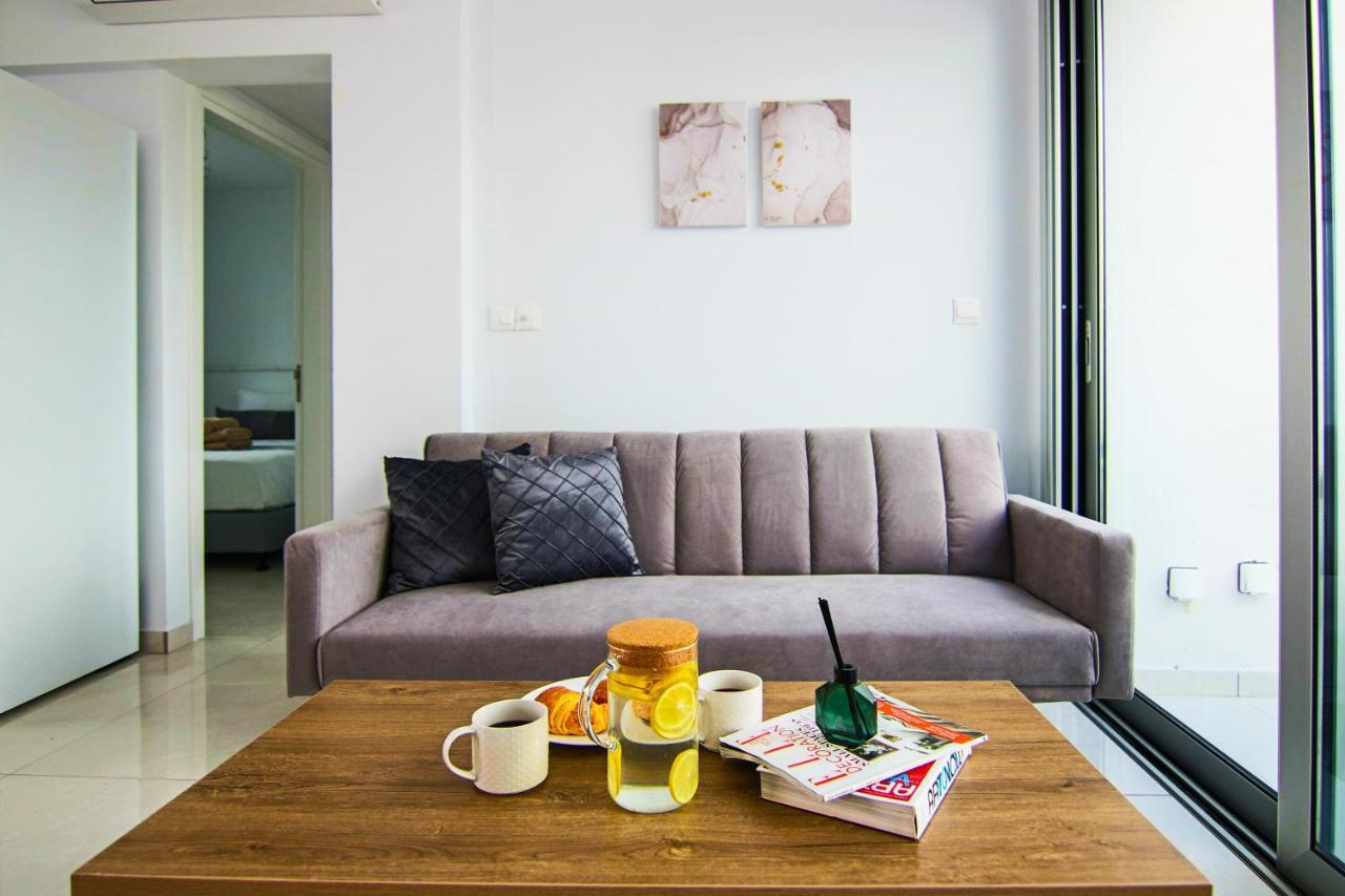 Phaedrus Living - Seaside Executive Flat Harbour 202 Lejlighed Paphos Eksteriør billede
